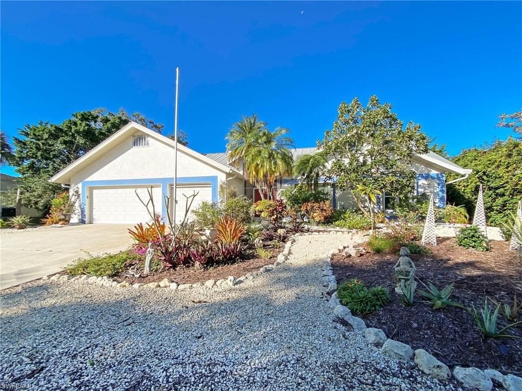 14355 Clubhouse DR BOKEELIA, FL 33922