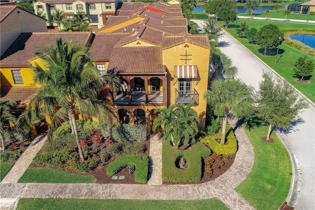 8697 Olinda WAY 7606 FORT MYERS, FL 33912