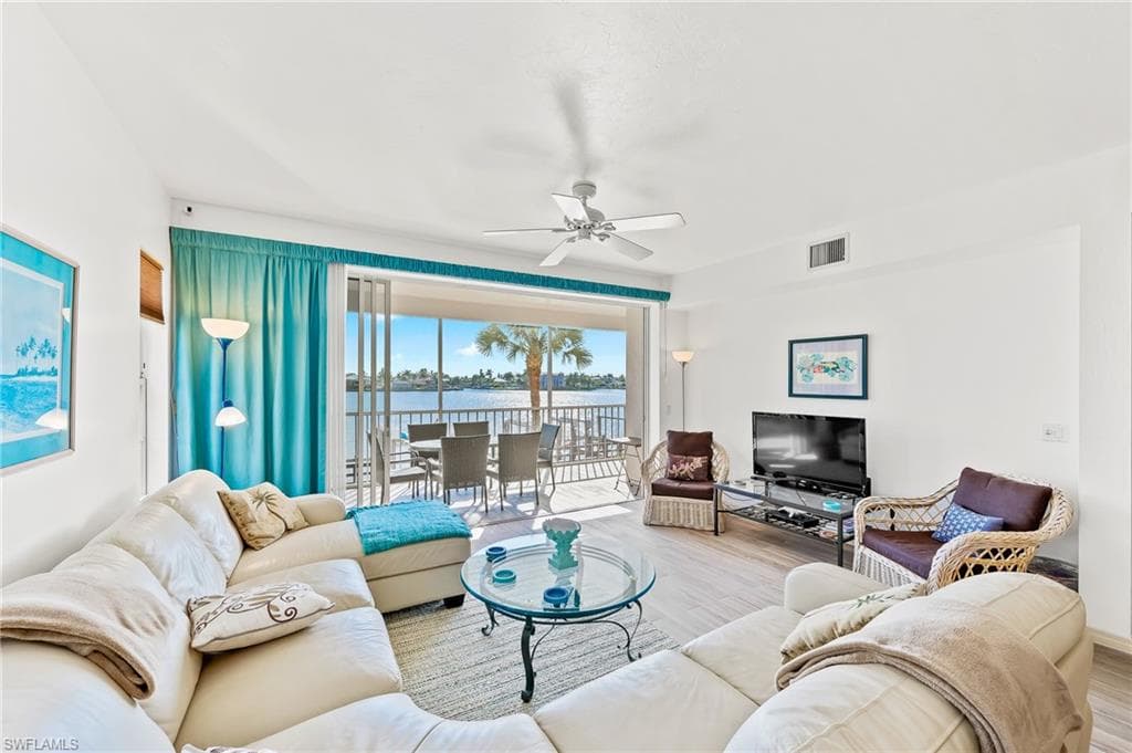 9700 Gulf Shore DR 101 NAPLES, FL 34108