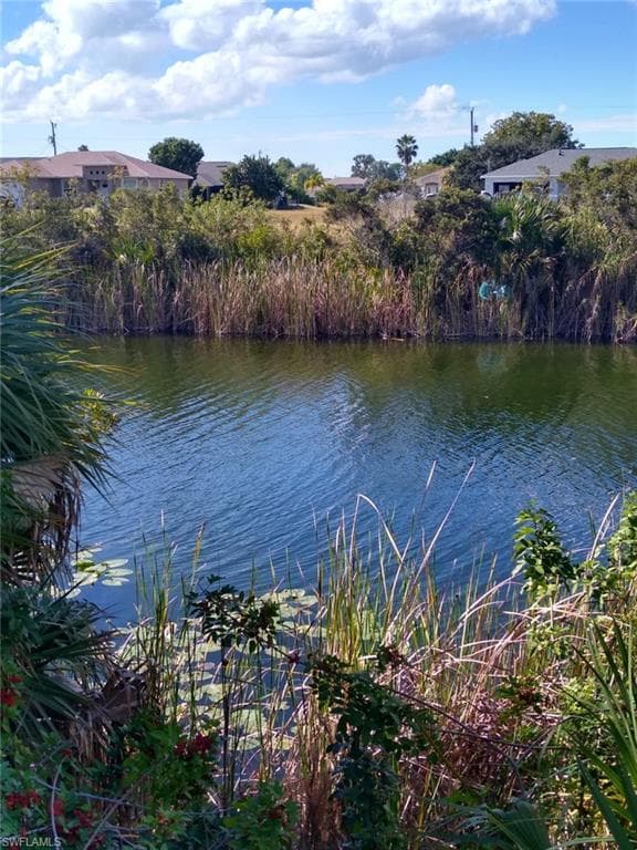 3008 NE 6th AVE CAPE CORAL, FL 33909