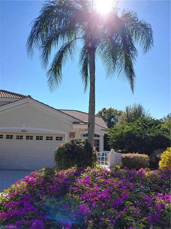 12700 Devonshire Lakes DR FORT MYERS, FL 33913