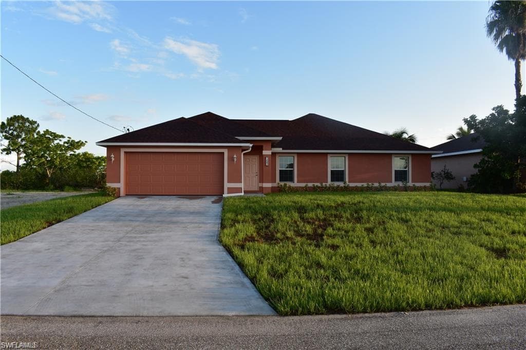 1527 NE 40th ST CAPE CORAL, FL 33909
