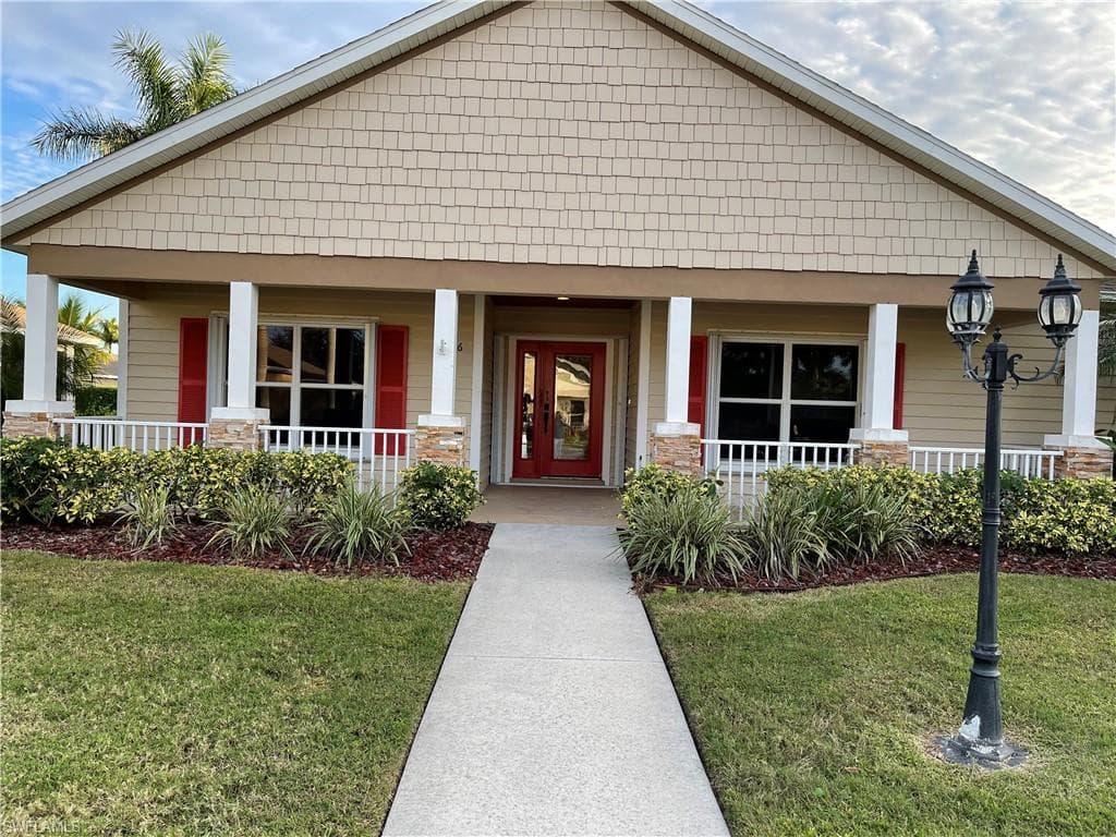 156 Destiny CIR CAPE CORAL, FL 33990