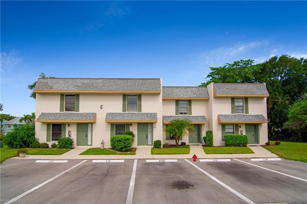 151 Cypress WAY E E-3 NAPLES, FL 34110