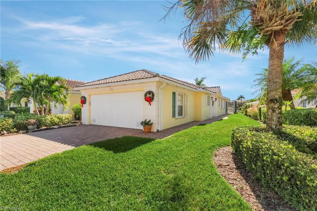 7784 Ionio CT NAPLES, FL 34114