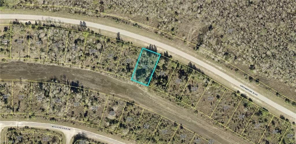 483 Greenbriar BLVD LEHIGH ACRES, FL 33972