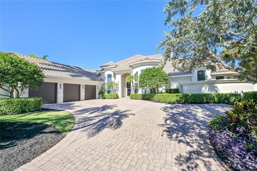 1307 Little Blue Heron CT NAPLES, FL 34108