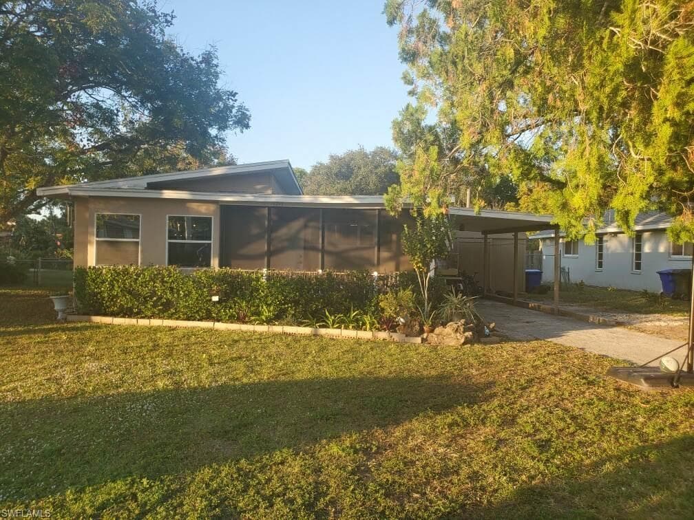 1299 Carlene AVE FORT MYERS, FL 33901