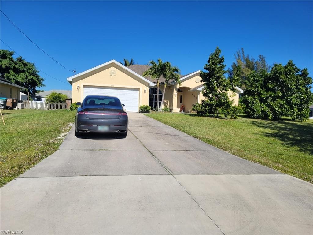 1801 SW 12th LN CAPE CORAL, FL 33991