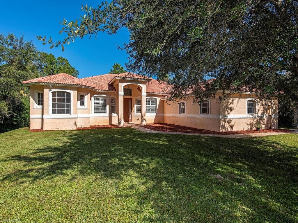 761 20th AVE NW NAPLES, FL 34120