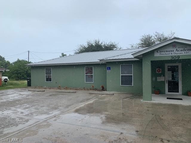 309 E Trinidad AVE CLEWISTON, FL 33440
