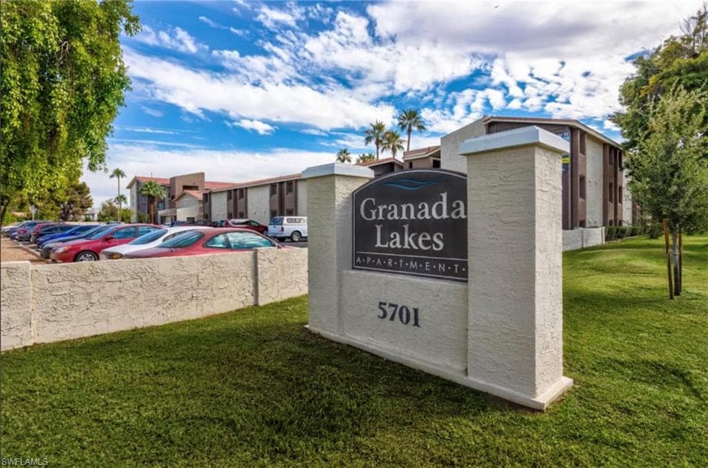 169 Santa Clara DR 13 NAPLES, FL 34104