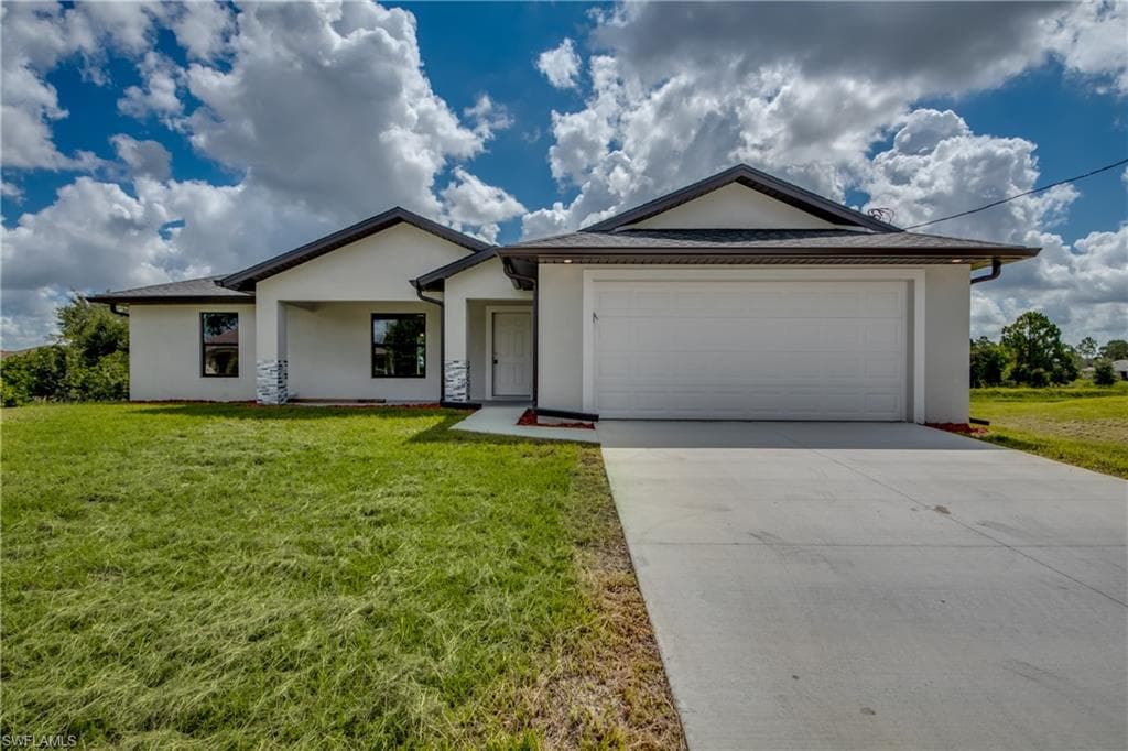 4312 1st ST SW LEHIGH ACRES, FL 33976