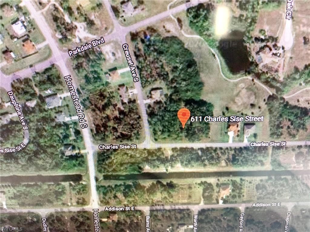 611 Charles Sise ST LEHIGH ACRES, FL 33974