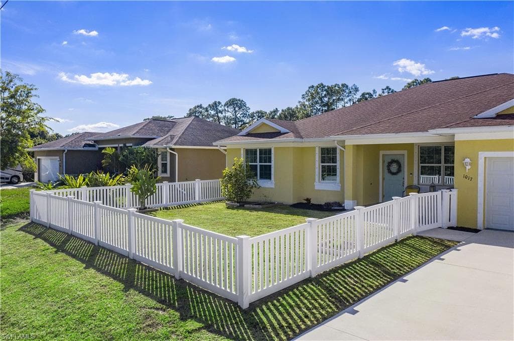 1017 Anza AVE LEHIGH ACRES, FL 33971