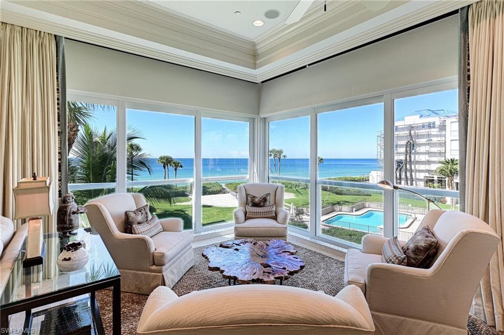 105 Saint Eustacius LN BONITA SPRINGS, FL 34134