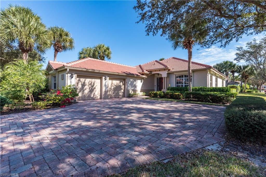 20859 Gleneagles Links DR ESTERO, FL 33928