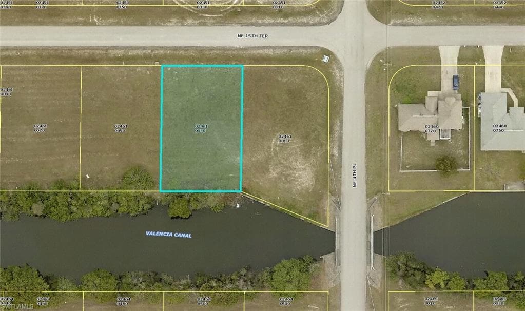 406 NE 15th TER CAPE CORAL, FL 33909