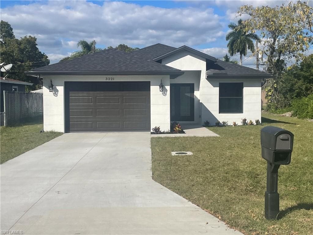 3221 Katherine ST FORT MYERS, FL 33916