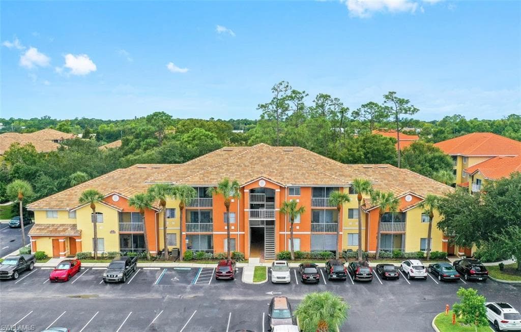 6360 Aragon WAY 204 FORT MYERS, FL 33966