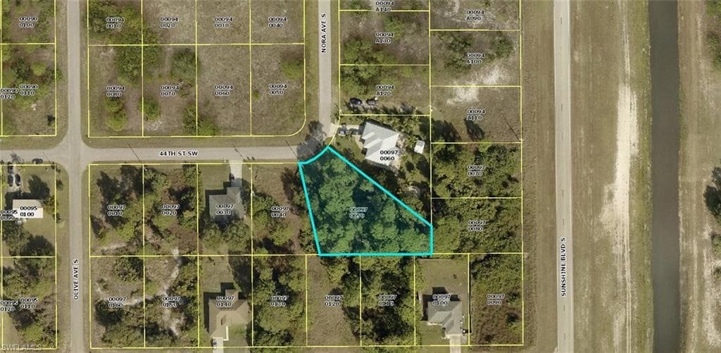 3101 44th ST SW LEHIGH ACRES, FL 33976