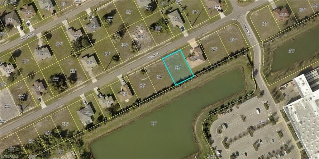 412 NW 1st ST CAPE CORAL, FL 33993