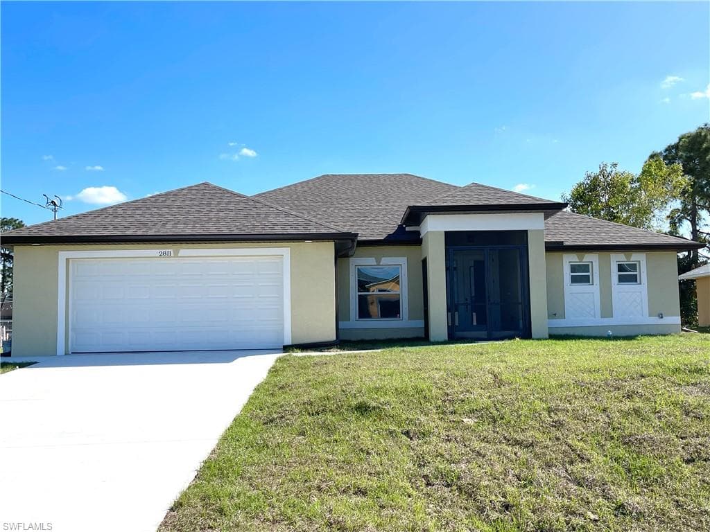 2811 35th ST SW LEHIGH ACRES, FL 33976