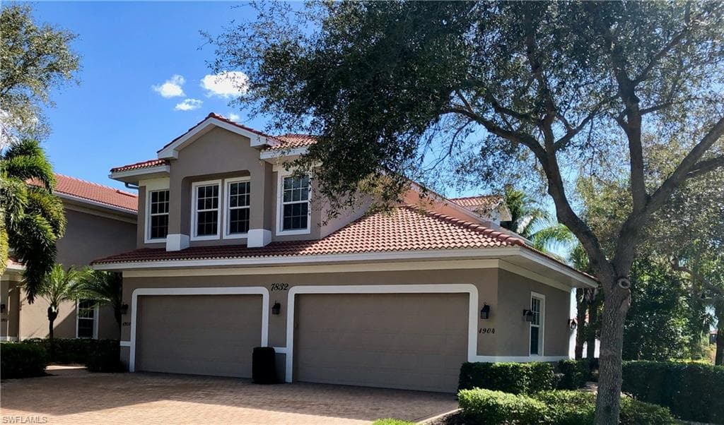 7832 Hawthorne DR 1902 NAPLES, FL 34113