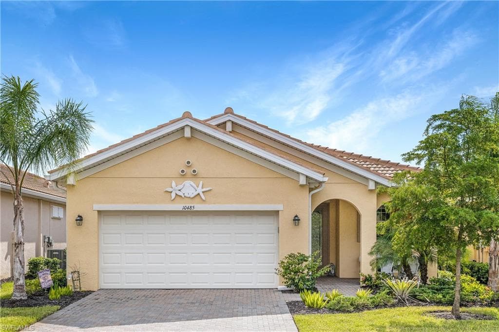 10485 Prato DR FORT MYERS, FL 33913