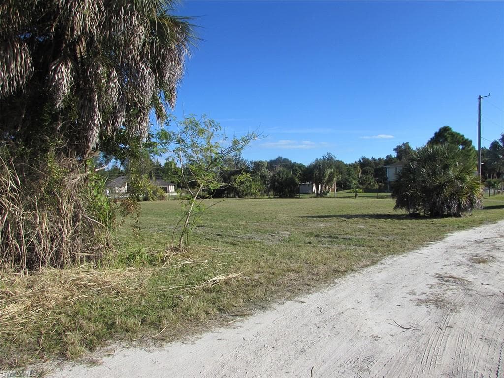 7475 Max DR BOKEELIA, FL 33922