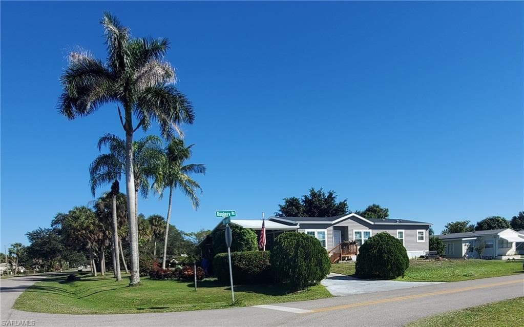 104 Rookery RD NAPLES, FL 34114