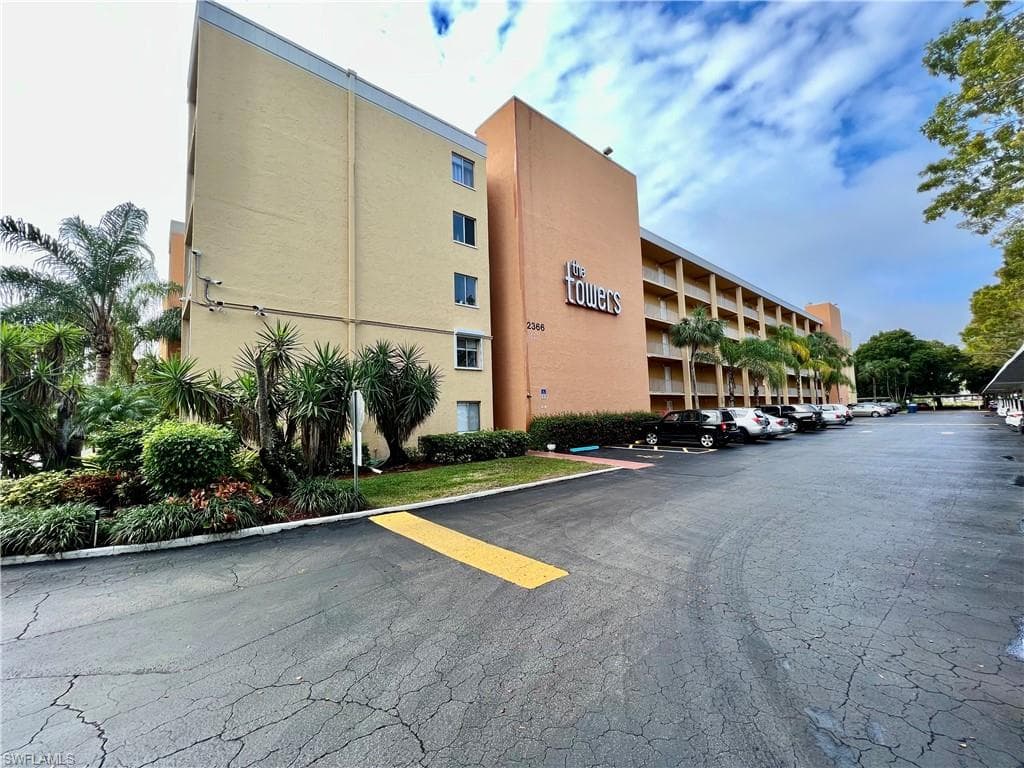 2366 E Mall DR 403 FORT MYERS, FL 33901