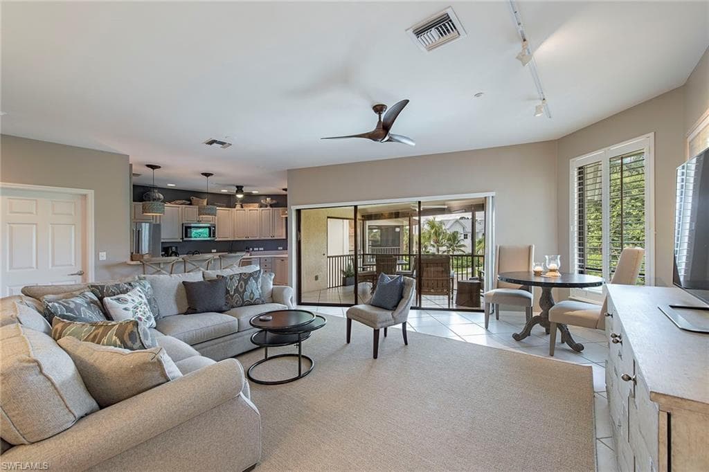 663 10th AVE S B-663 NAPLES, FL 34102
