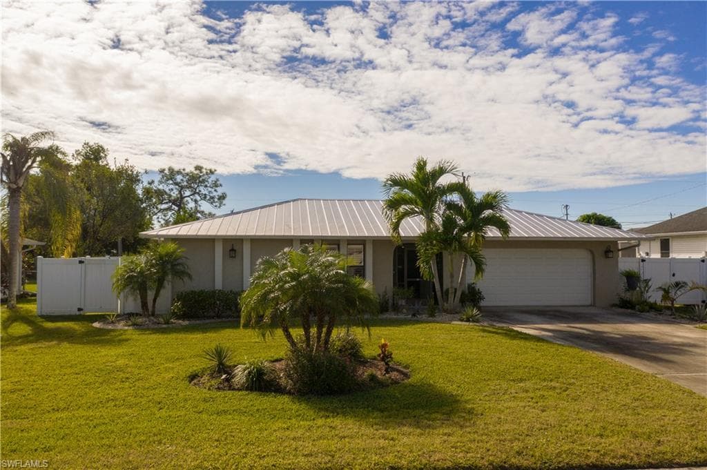 314 SW 15th TER CAPE CORAL, FL 33991