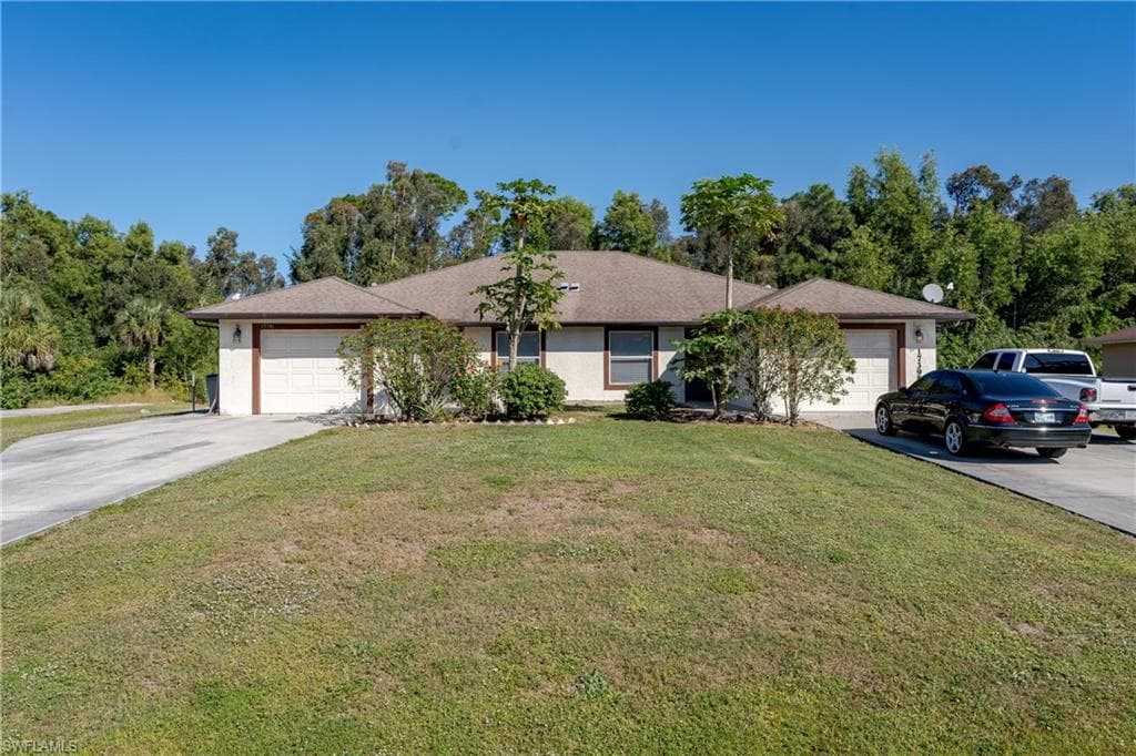 17391/395 Carnegie CIR FORT MYERS, FL 33967