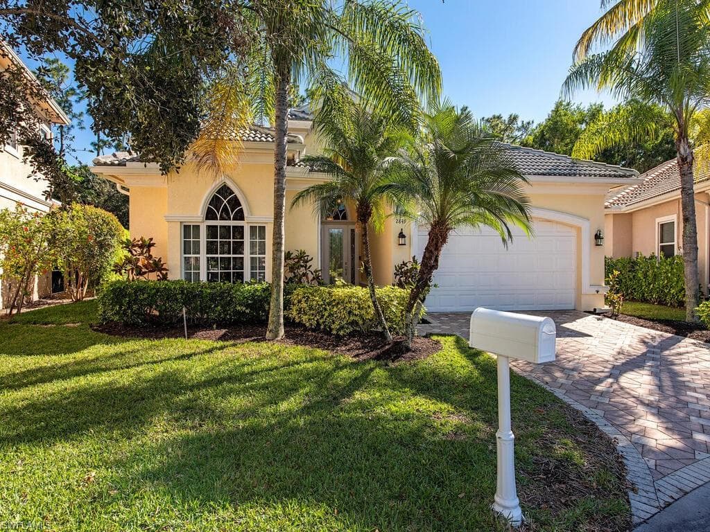 2849 Coco Lakes CT NAPLES, FL 34105