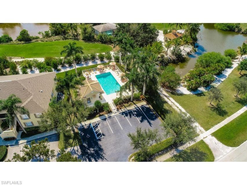 1326 Mainsail DR 1111 NAPLES, FL 34114
