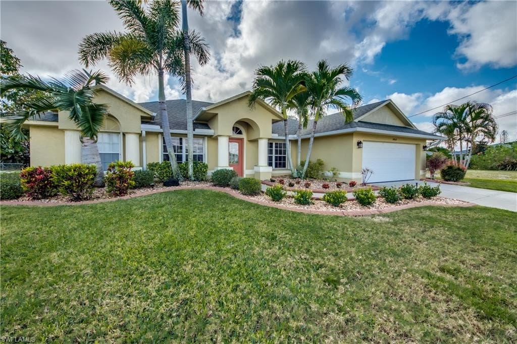 1404 SE 29th TER CAPE CORAL, FL 33904