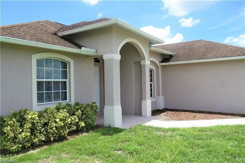 731 Downer AVE S LEHIGH ACRES, FL 33974