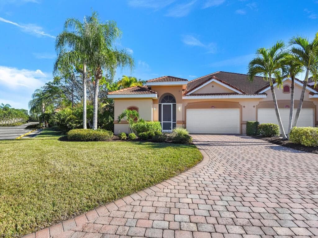 5643 Kensington LOOP FORT MYERS, FL 33912