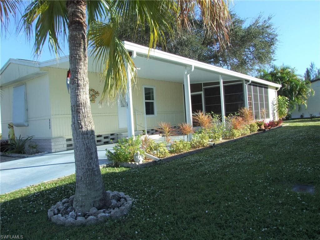 4949 Needlefish LN ST. JAMES CITY, FL 33956