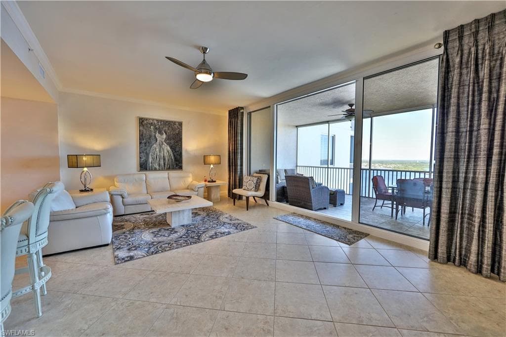 2090 W First ST 2707 FORT MYERS, FL 33901