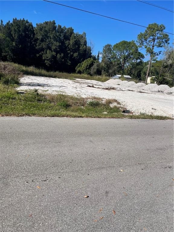 8376 Grady DR NORTH FORT MYERS, FL 33917