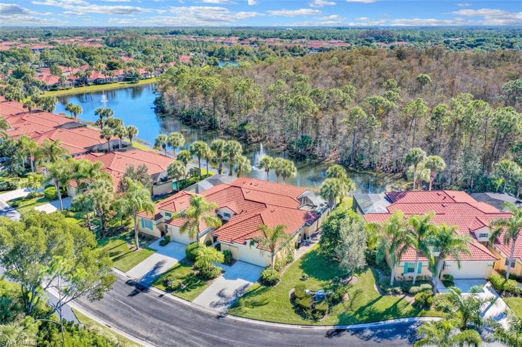 10211 Cape Roman RD 102 ESTERO, FL 34135