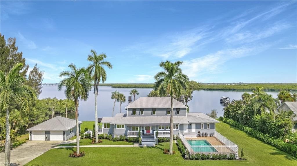 4900 Riverside DR PUNTA GORDA, FL 33982