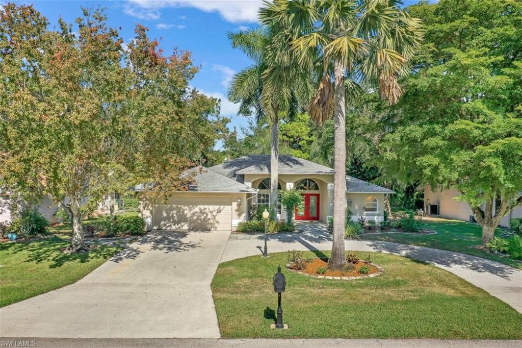 7903 Eagles Flight LN FORT MYERS, FL 33912