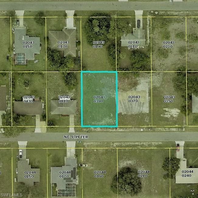 1207 NE 9th TER CAPE CORAL, FL 33909