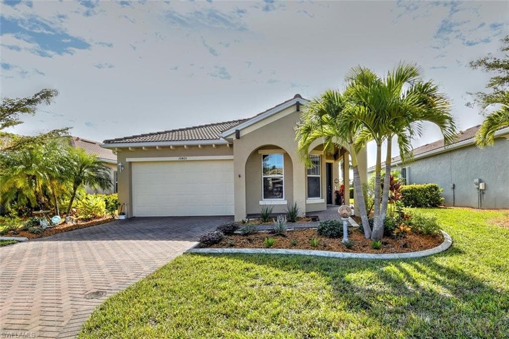 10405 Materita DR FORT MYERS, FL 33913