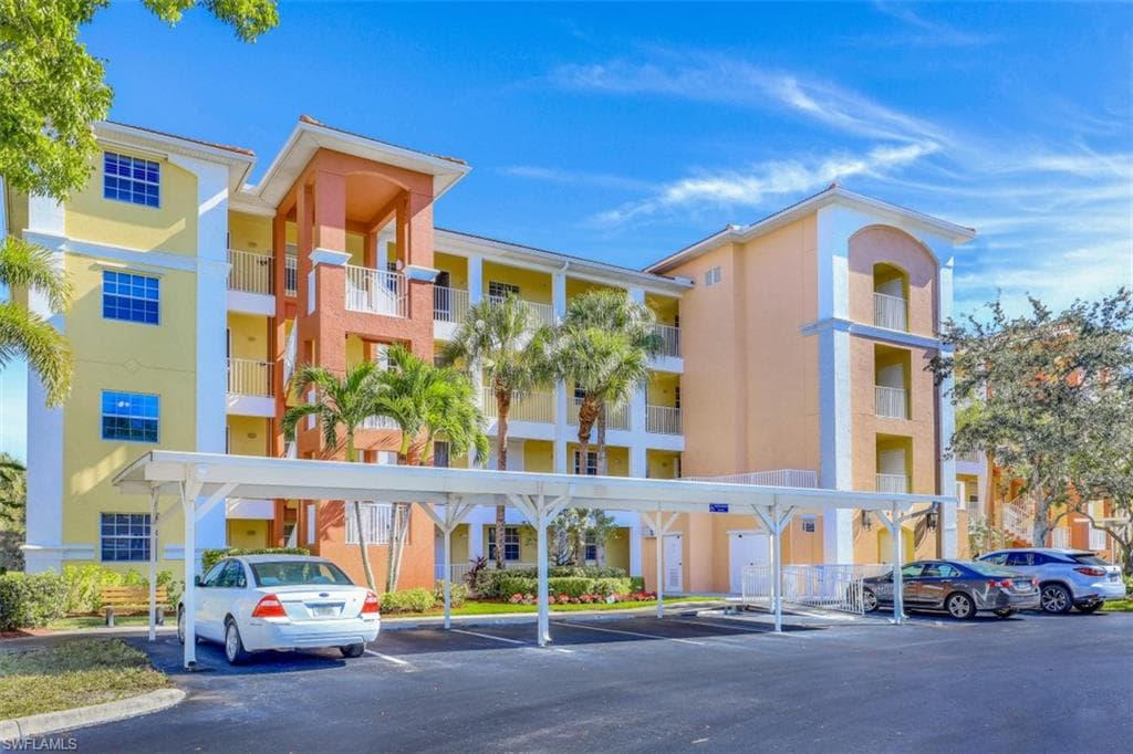 6828 Sterling Greens PL 4402 NAPLES, FL 34104