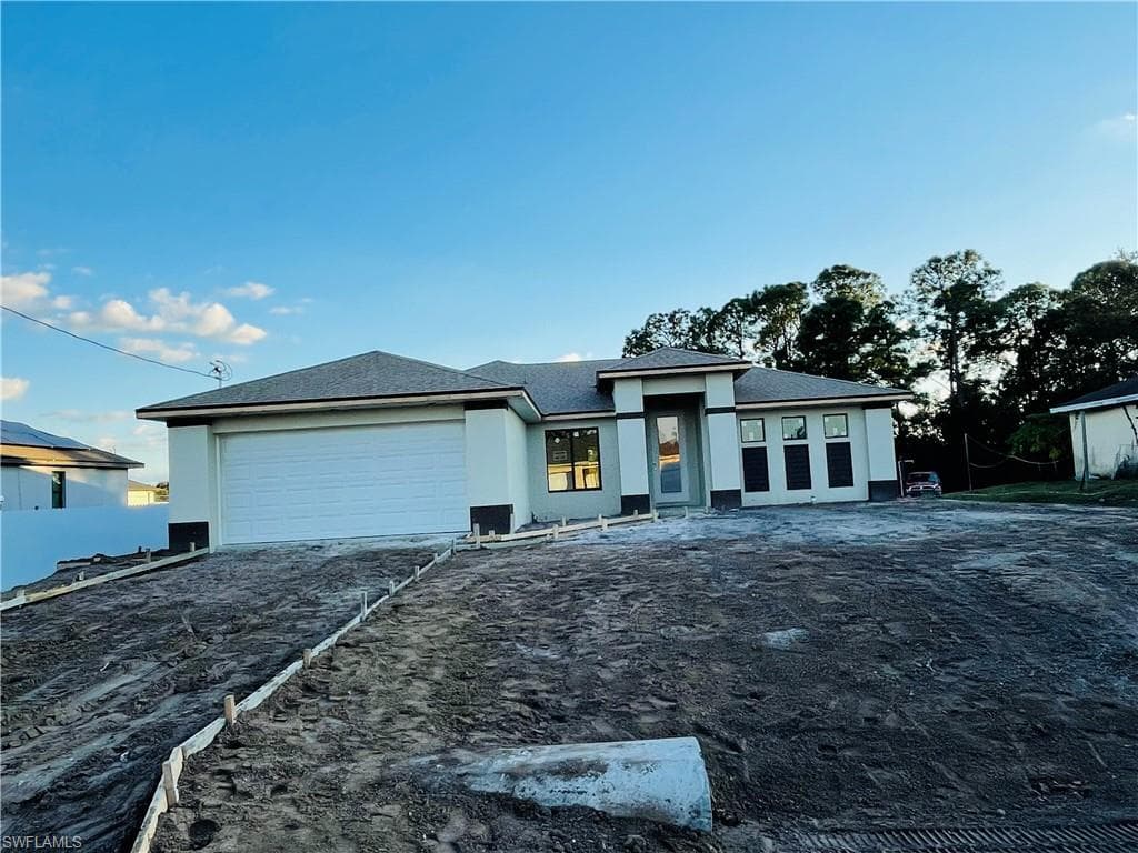 2907 13th ST SW LEHIGH ACRES, FL 33976